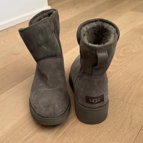 UGG Shoes - UGG Gray Suede Short Platform Shearling Boots, size 12
